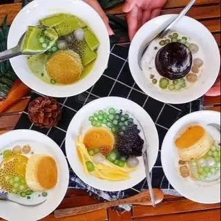 Hình ảnh Rau câu trà xanh hòa quả thập cẩm