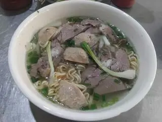 Hình ảnh Mì bò nạm bò viên