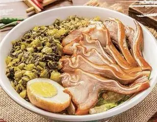 Hình ảnh cơm tai heo