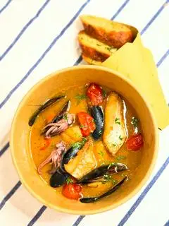 Hình ảnh Soup hải sản kiểu Pháp