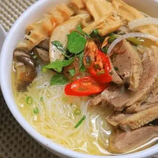 Hình ảnh Bún măng gà 