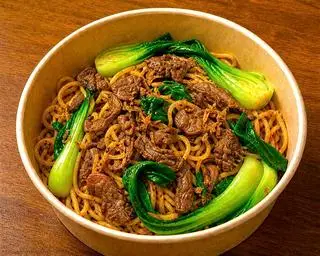 Hình ảnh Mì trộn thịt bò 