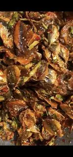 Hình ảnh Cá Chỉ Vàng Rim Lá Chanh - 200gr