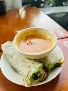 Hình ảnh Gỏi cuốn Ý Hương