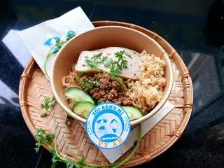 Hình ảnh Xôi Pate + Ruốc + Chả
