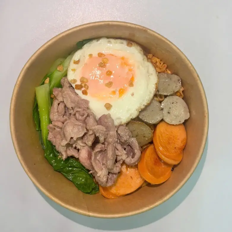 Hình ảnh Mì trộn viên, ốp la