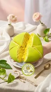 Hình ảnh Bánh Crepe Sầu riêng ngàn lớp dứa - 14cm