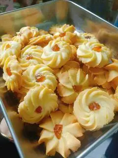 Hình ảnh 300gr bánh quy bơ giòn xốp, thơm bơ