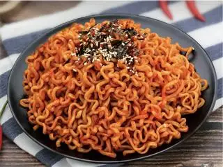 Hình ảnh Mì trộn siêu cay vị phô mai