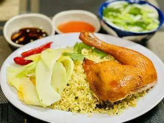 Hình ảnh Cơm Gà Quay Thượng Hải (1/4 con gà)