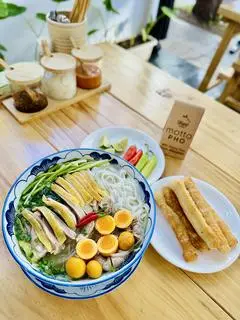 Hình ảnh Bún khổng lồ