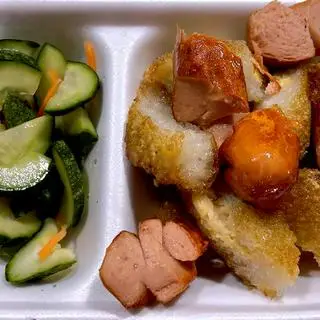 Hình ảnh Bánh chưng - xúc xích