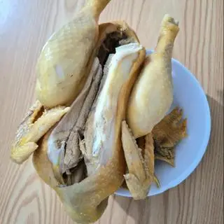 Hình ảnh Gà ta luộc, hấp (1 suất)