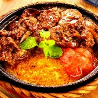 Hình ảnh Cơm rang giòn heo rim xì dầu