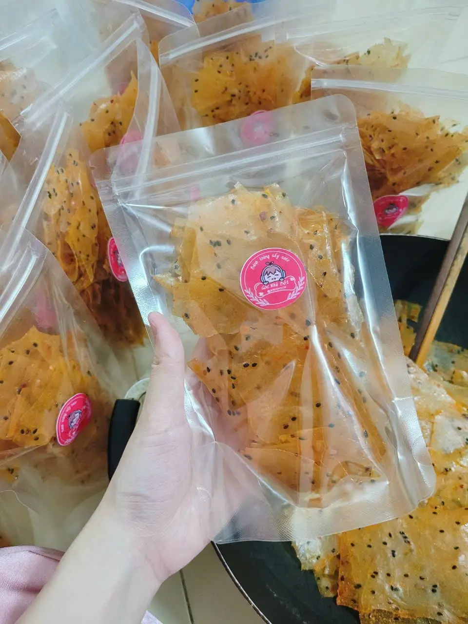 Hình ảnh Bánh tráng sấy mắm ớt