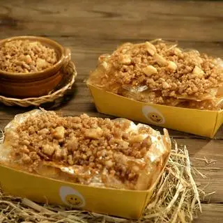 Hình ảnh Bánh Tráng Tỏi Thịt Bằm Rang Rang Thơm Tóp Mỡ