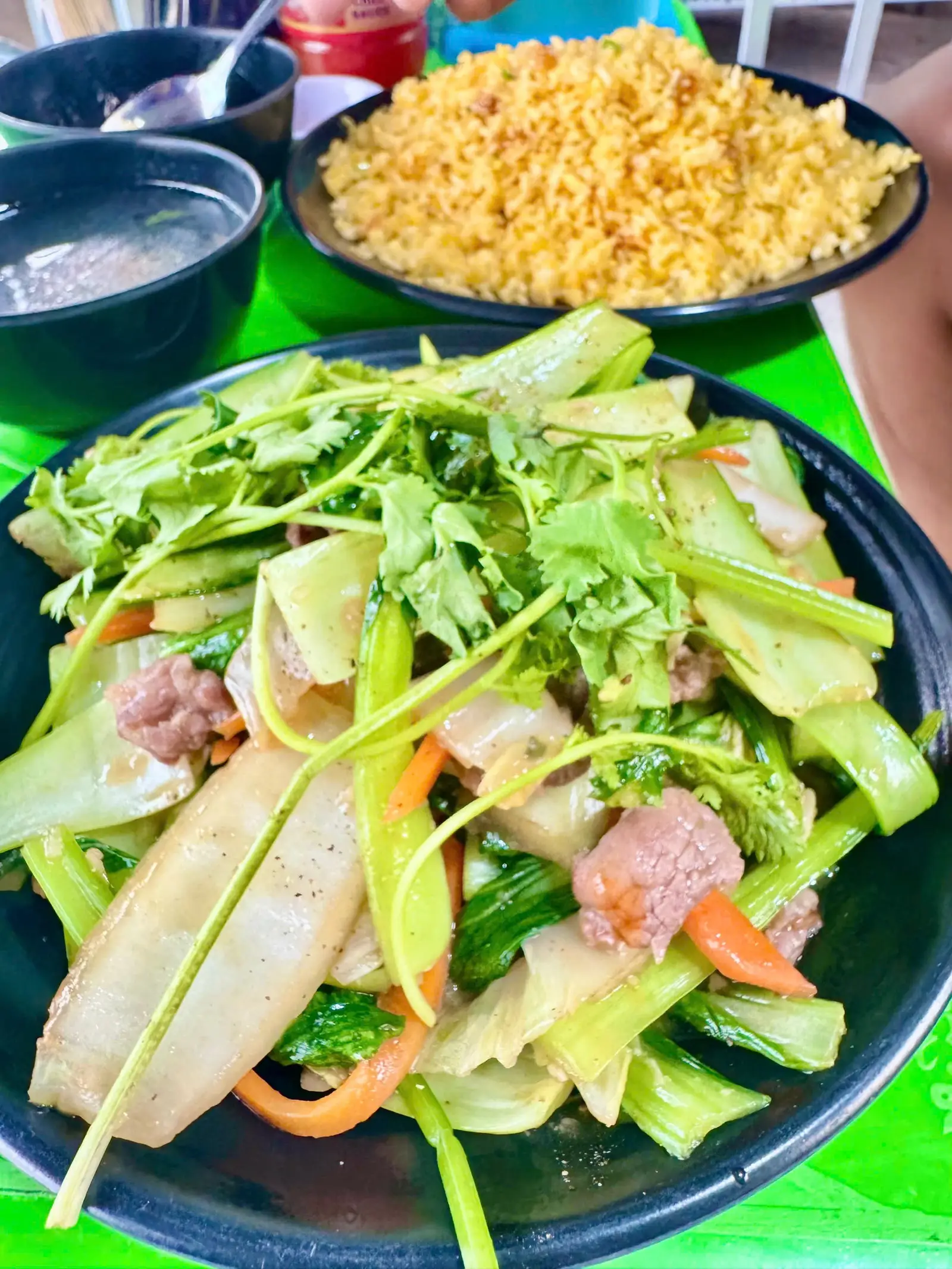 Hình ảnh Cơm chiên Bò Xào rau