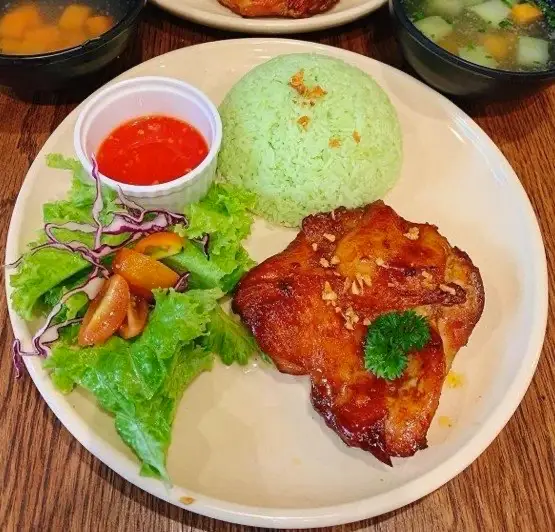 Hình ảnh Cơm gà mắm tỏi