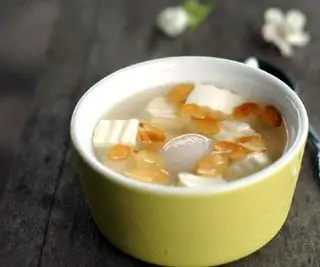Hình ảnh Chè khúc bạch nhãn vải