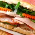 Hình ảnh Bánh mì thập cẩm