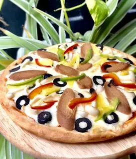 Hình ảnh PIZZA NGŨ SẮC - 26cm - Tặng 1 chai Coca