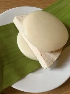 Hình ảnh bánh dày kẹp giò, chả