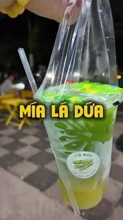 Hình ảnh mía lá dứa ly khổng lồ 17k