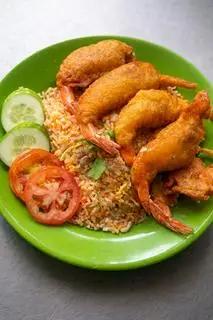 Hình ảnh Cơm chiên (tôm) chua ngọt