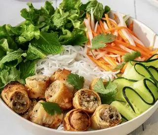 Hình ảnh Bún chả giò 