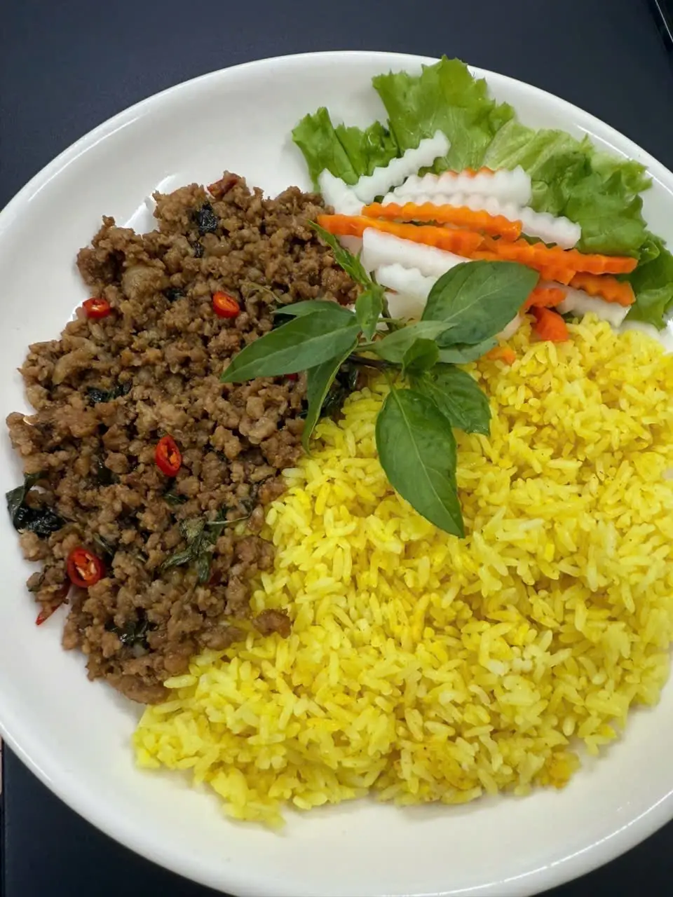 Hình ảnh Cơm thịt heo xào húng 