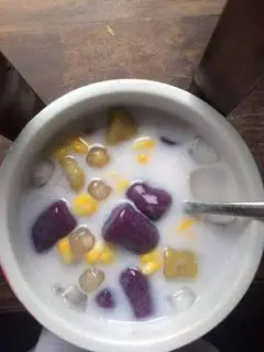 Hình ảnh Chè Thái Lan Khoai Dẻo