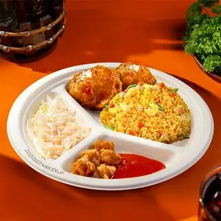 Hình ảnh Cơm Tomyum 2 Má Đùi Phủ Xốt
