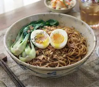 Hình ảnh Mì trộn trứng