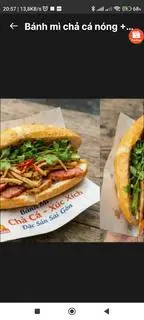 Hình ảnh Bánh mì chả cá nóng +1  xúc xích vissan ngon