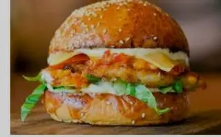 Hình ảnh Hamburger Tôm trứng+phô mai