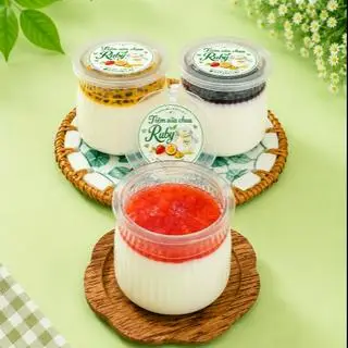 Hình ảnh 10 hũ Sữa chua sốt trái cây