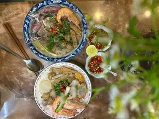 Hình ảnh Bánh canh giò heo - tôm