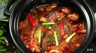 Hình ảnh cơm cá rô kho tiêu, rau xào , canh