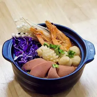 Hình ảnh Mì cay hải sản
