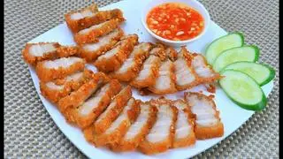 Hình ảnh Cơm Thịt ba chỉ chiên giòn