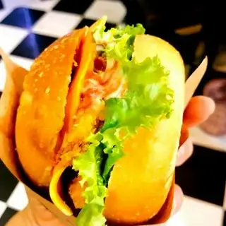 Hình ảnh Cheese hambuger bò ngũ vị