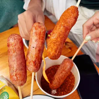 Hình ảnh Lạp Xưởng tươi Mộc Miên Nướng đá
