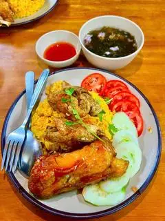 Hình ảnh Cơm má đùi sốt chua ngọt