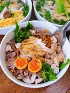 Hình ảnh Phở Gà Trộn Đặc Biệt