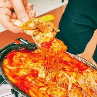 Hình ảnh Chảo Bò Trứng Opla 