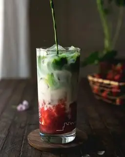 Hình ảnh MATCHA DÂU 500ml