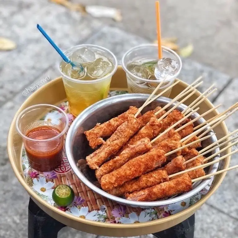 Hình ảnh 5 Nem Chua Rán