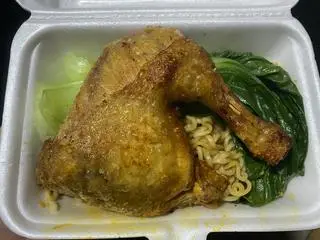 Hình ảnh Mì trộn đùi gà