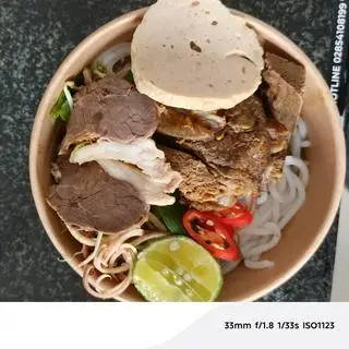Hình ảnh bún bò xí quách nạm