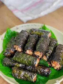 Hình ảnh Cơm Chiên Chả  Lá Lốt 